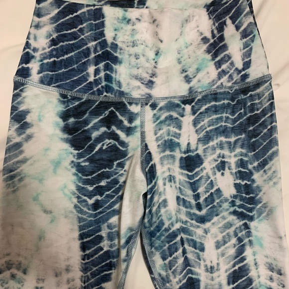 Evolution and Creation Leggings - Picture 2 of 2